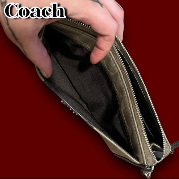 Coach Signature Khaki & Brown Tote Bag + Matching Wallet Set – EUC - Picture 11 of 13